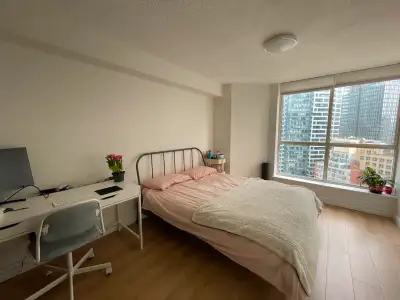 FOR RENT: Fully Furnished 1B+Den Condo @ Bay and Wellesley