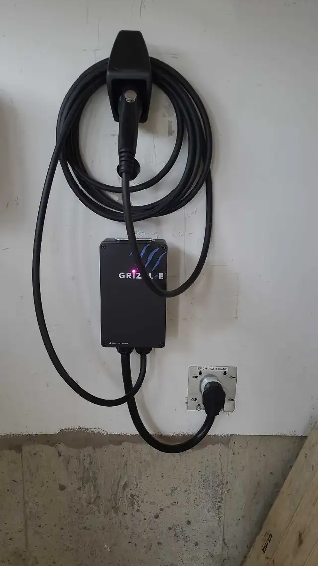 electrician. electrical panel upgrade.598688457378375687