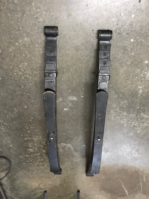 C10 leaf springs in Other Parts & Accessories in St. Albert - Image 2