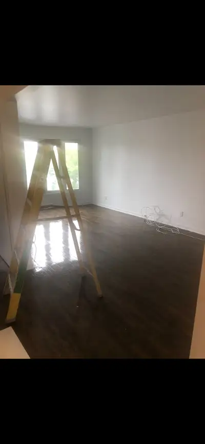 Large 2 balcony 5 1/2, 3 bed room, Chomedey, Laval upper duplex