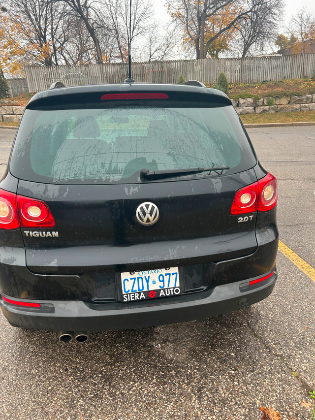 2011  VW TIGUAN 2.0 Turbo in Cars & Trucks in Cambridge - Image 2