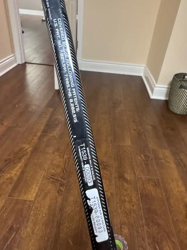 Bauer Supreme S160 Hockey Stick in Hockey in Markham / York Region - Image 4