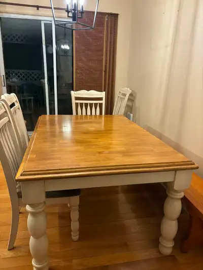 Table à manger avec 6 chaise Ashley, View more