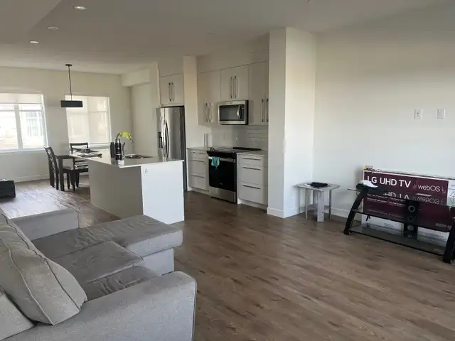 Rooms for Rent – Belmont SW Calgary | Furnished / Unfurnished |