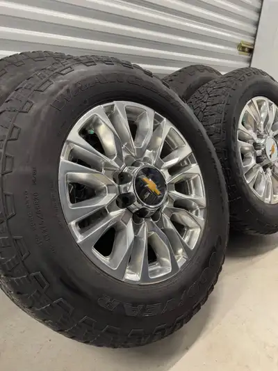 FACTORY CHEVY 2500 HD HIGH COUNTRY WHEELS & TIRES LT 275/65/20 10 PLY Tires are brand new condition...
