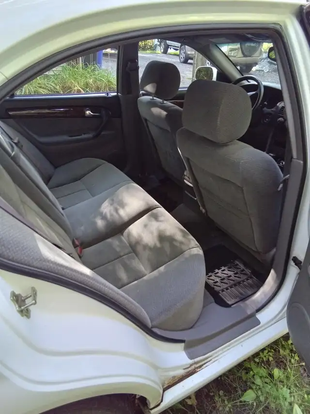 Chevrolet Epica 200463871127331073124
