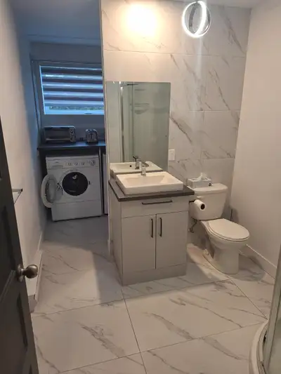 Drummondville, Chambre à louer près boul Lemire/ aut20