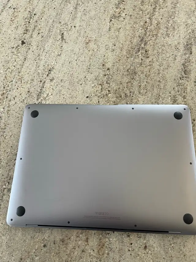 MacBook Air M1 in Laptops in Barrie - Image 3