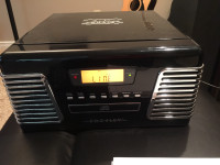 Crosley AutoRama CR712 Radio, Turntable & Disc Player