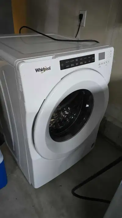Whirlpool laundry pair - stacking kit included, View more