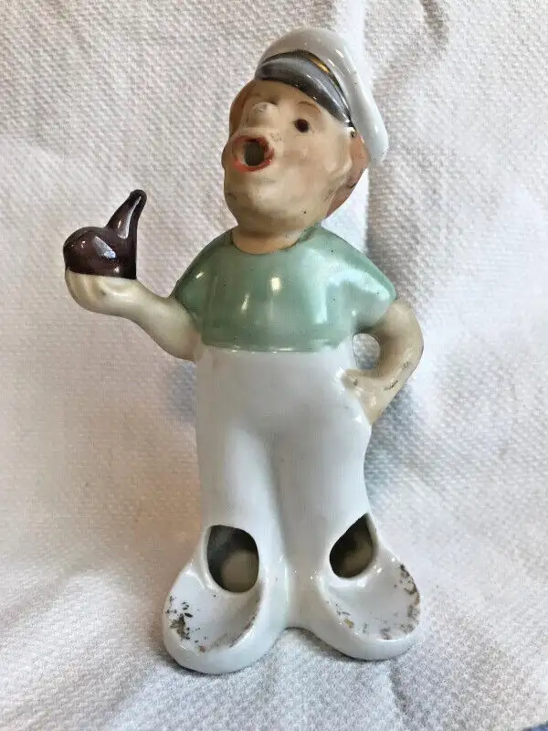 VINTAGE COOKIE JAR - FRENCH POODLE  IN A BASKET - ADORABLE in Arts & Collectibles in Winnipeg - Image 6