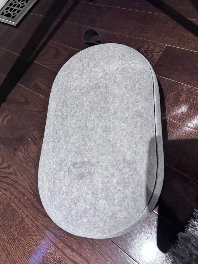 Meta quest oculus quest 2 carrying case  in Other in Markham / York Region