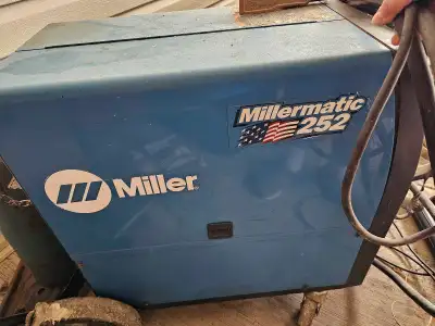 Bought this machine to do more side work but been to busy at my job to even use it. Machine runs awe...