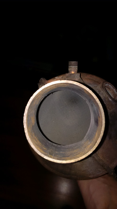 Ferrari Catalytic Converter in Engine & Engine Parts in Winnipeg - Image 4