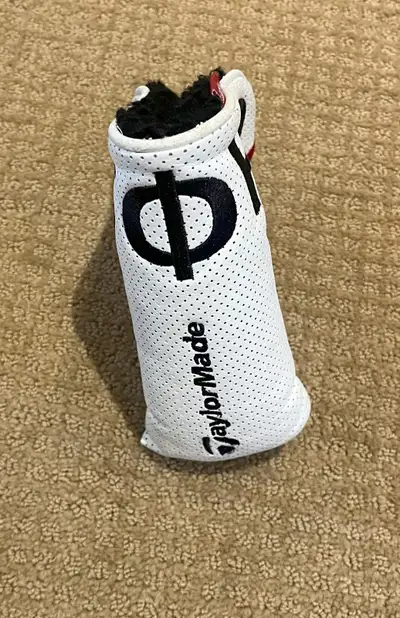TAYLORMADE TOUR GHOST TOUR BLADE PUTTER HEADCOVER- $20 OBO, View more