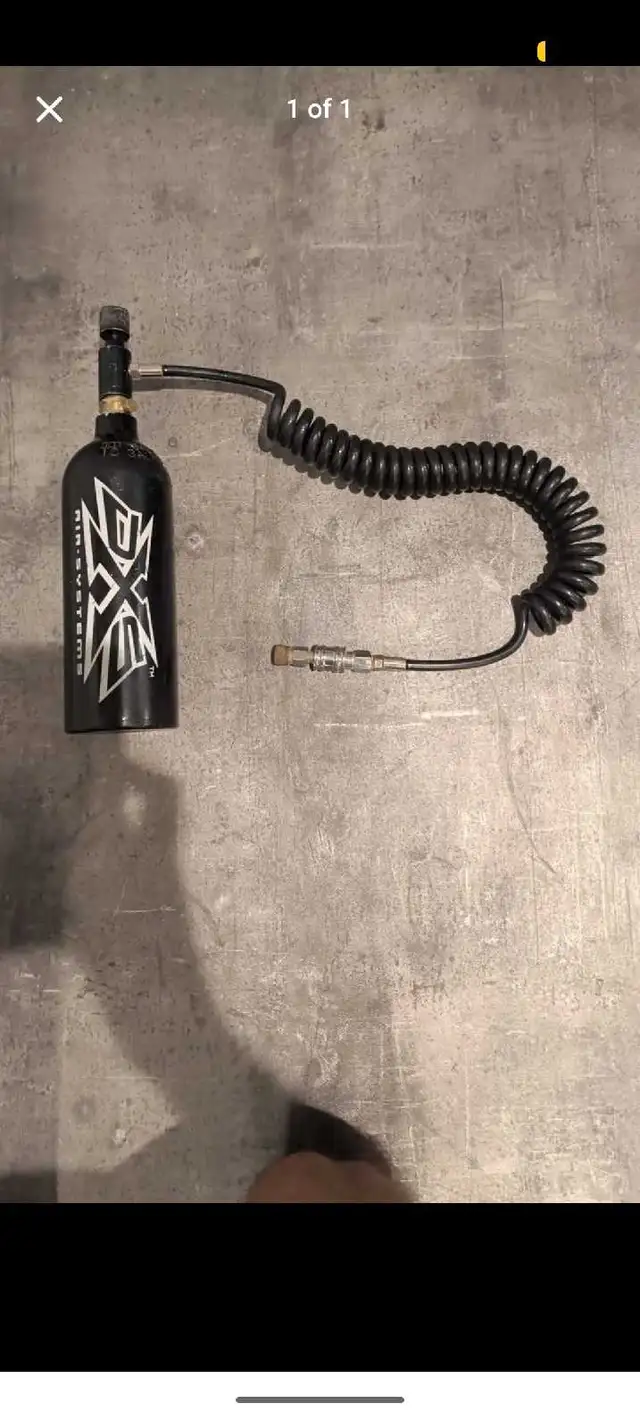 DXS CO2 Paintball Air Tank and Remote line