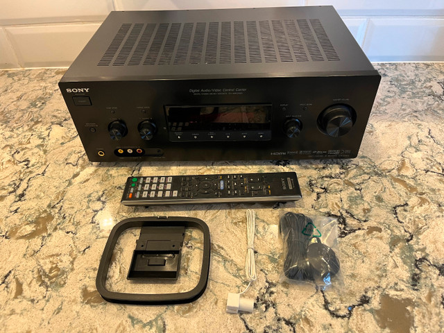 Sony HDMI/ 7.1 reciever STR-DG820 in Stereo Systems & Home Theatre in Gatineau