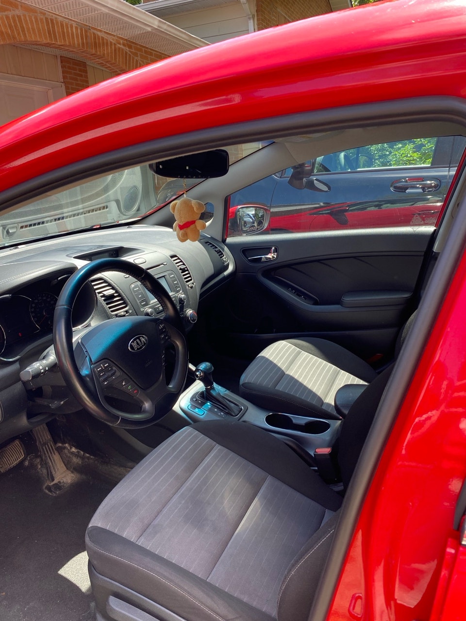 Kia Forte5 2015 photo 4