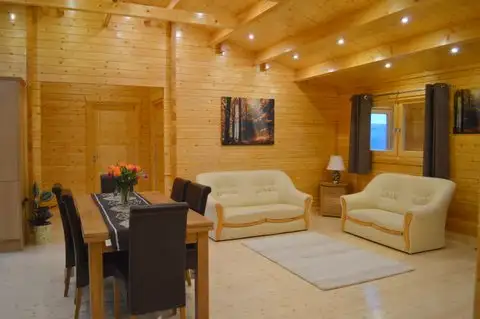Log Cabin 2BR + Loft – 960 sq ft – Free Shipping – Save $13K63234604750465124