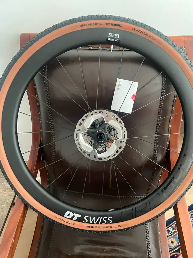 Brand new Carbon DT Swiss GRC 1400 wheelset with tires63008307328641122