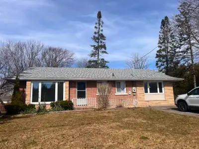 Single family home for rent Newly renovated single family, 3-bedroom and 1.5 bathroom home available...