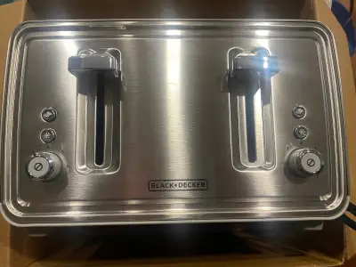 BRAND NEW IN BOX 4 Slice Toaster BLACK & DECKER Stainless Steel, View more