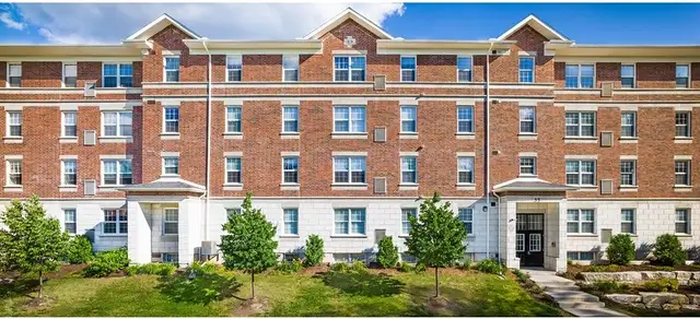 Spaces Available at Ezra - Bricker Student Apartments!