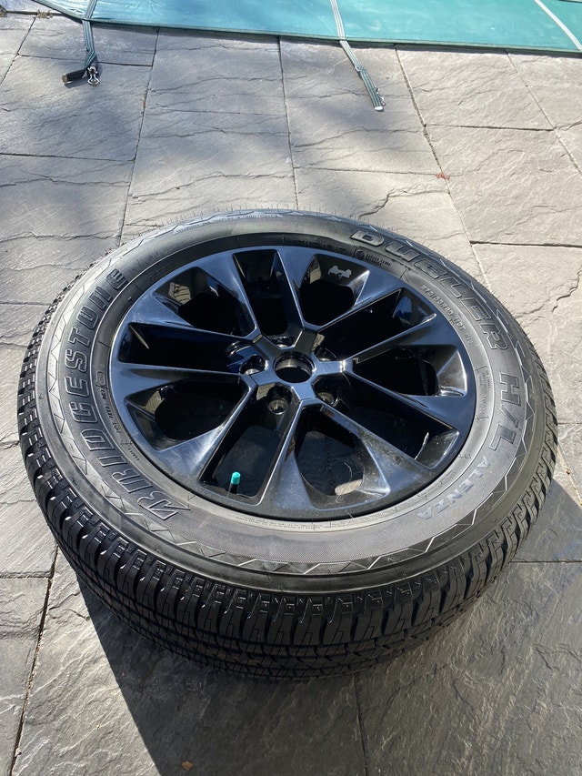 OEM Jeep Wrangler JL Rims and Tires (set of 5) Tires & Rims