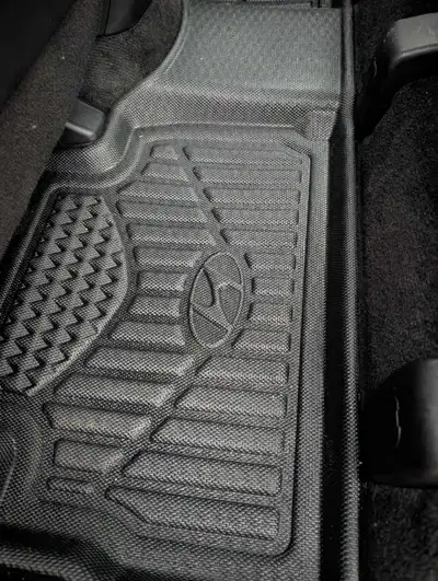 Excellent condition genuine Hyundai OEM all-weather floor liners removed from my 2021 Hyundai Santa...