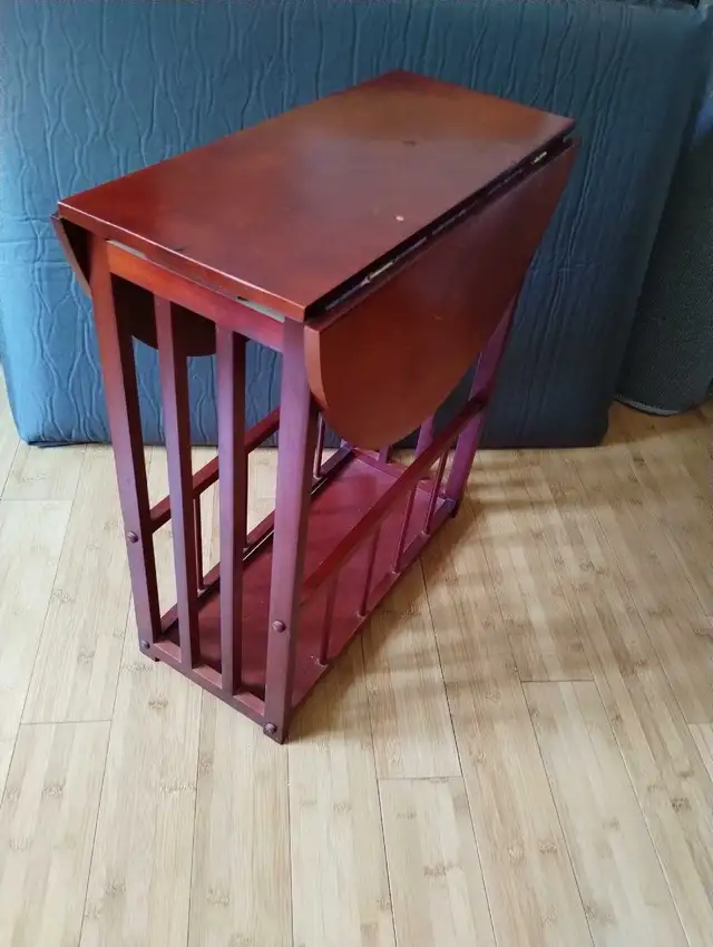 table d'appoint  in Other Tables in Longueuil / South Shore - Image 4