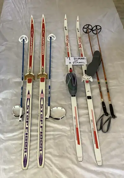 SKIS DE FOND  ( 2 photos ), View more