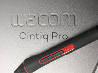 Wacom Cintiq Pro 13 LCD Creative Drawing Tablet Digitizer