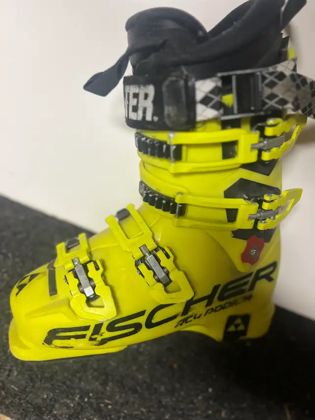 Skis, Poles and Boots and More in Ski in Kingston - Image 5