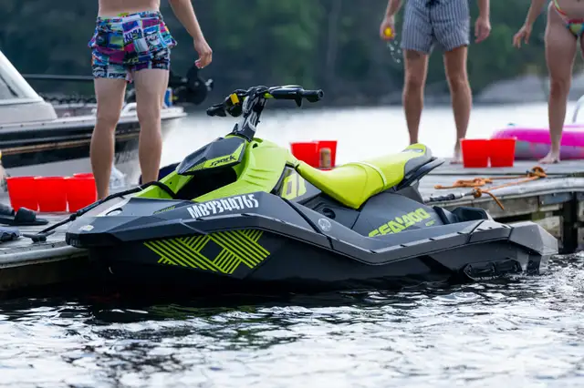 2023 Seadoo Spark Trixx 3 Up in Personal Watercraft in Winnipeg - Image 2