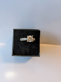 Women's Silver Ring with Cubic Zirconia's ~Size 5
