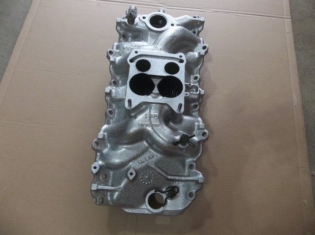 Big block Chev 396 intake manifold ...... a beauty in Engine & Engine Parts in London - Image 2