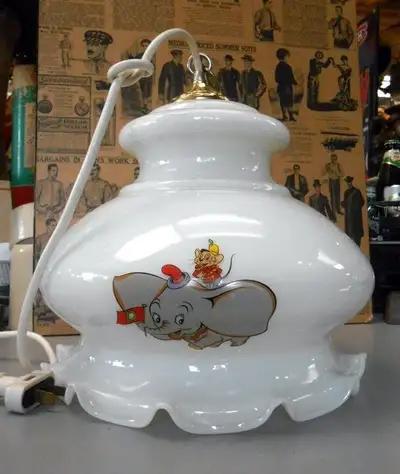 Lustre - Walt Disney - Vintage, View more