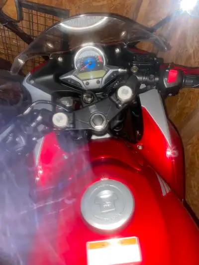 2011 Honda CBR250R – Low Km – Excellent Beginner Bike can be seen at 214 Mason rd Stratford For sale...