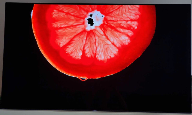 Sony OLED Smart TV (Model XBR55A1E) in TVs in Ottawa - Image 2