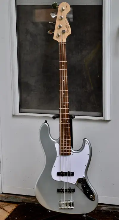 Squier Affinity Jazz bass guitar, View more