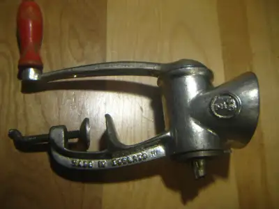Hache-viande antique 30/2 MADE IN ENGLAND, View more