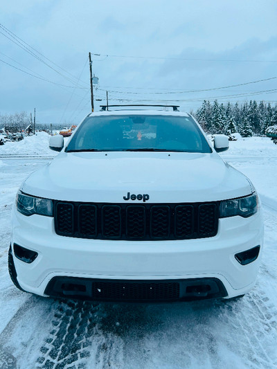 Jeep grand cherokee altitude 2021 a vendre