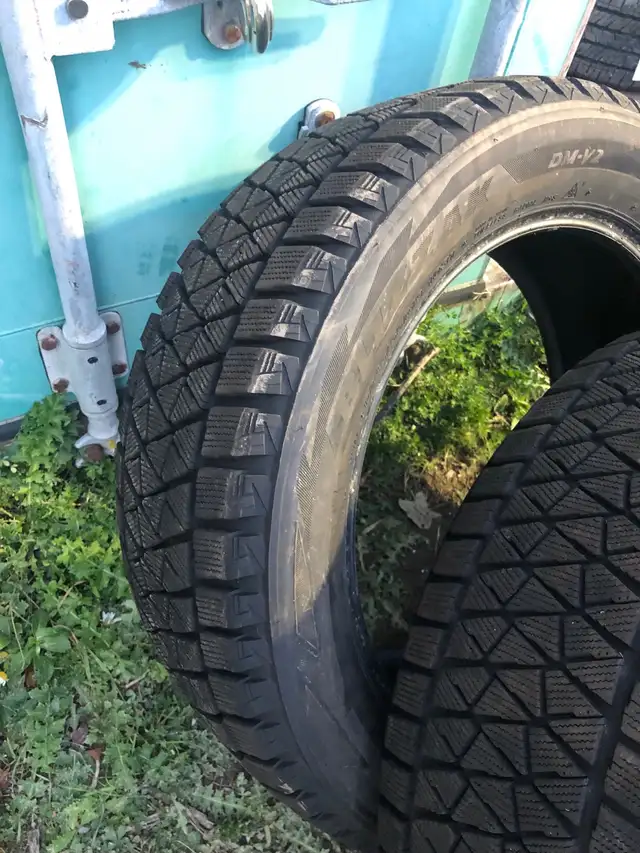 Winter Tires - Bridgestone Blizzak DM-V2 in Tires & Rims in Kingston - Image 3
