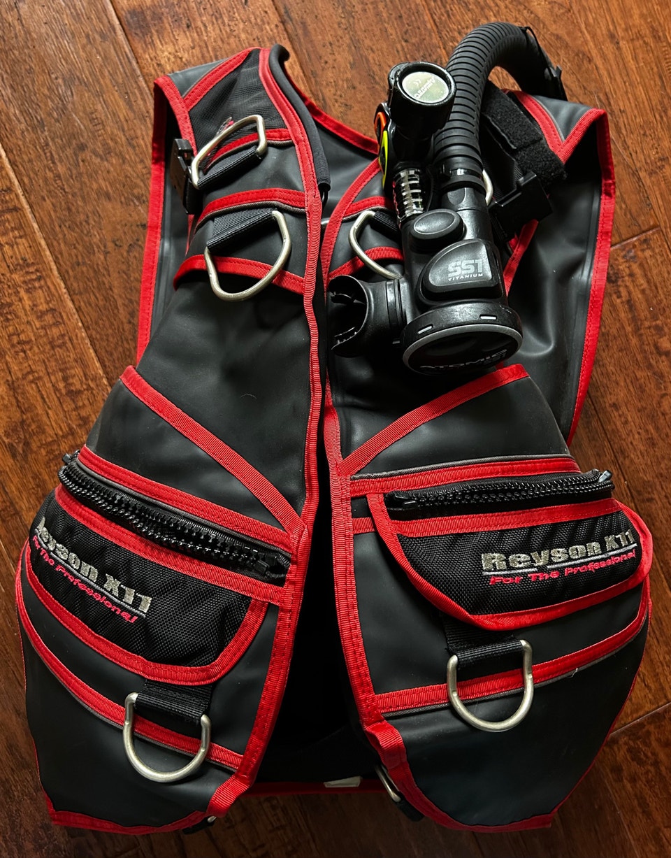 REYSON BCD X11 AQUALUNG 知らせ LEGEND レギュレーター