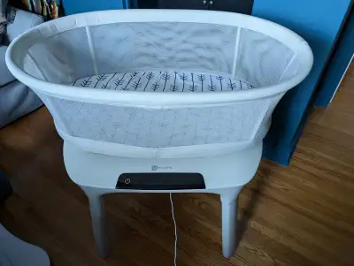 4moms MamaRoo Bassinet, View more