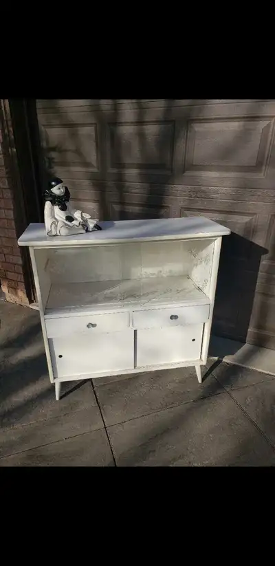 MCM Cabinet, View more