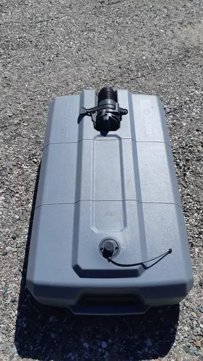 Rv Honey Wagon, 27 gallons. Only used a few times. Clean and like new.