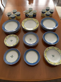 ONLY$499! COST $1890! DINNERWARE SET FOR 12!! USED 3 TIMES!