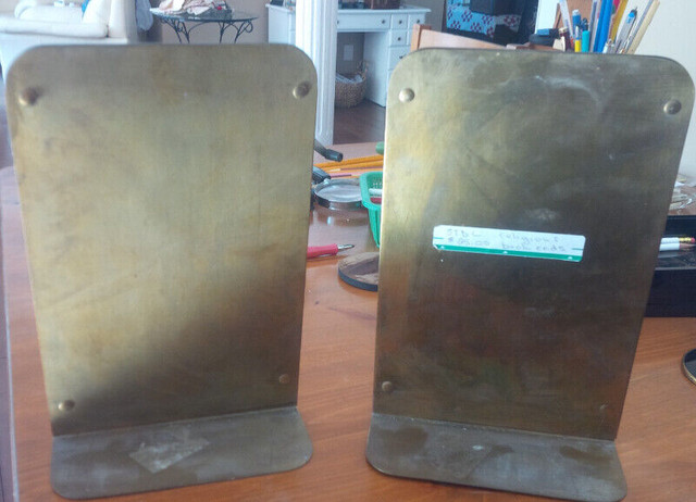2 Large Brass Bookends or Picture Frames in Arts & Collectibles in Stratford - Image 4