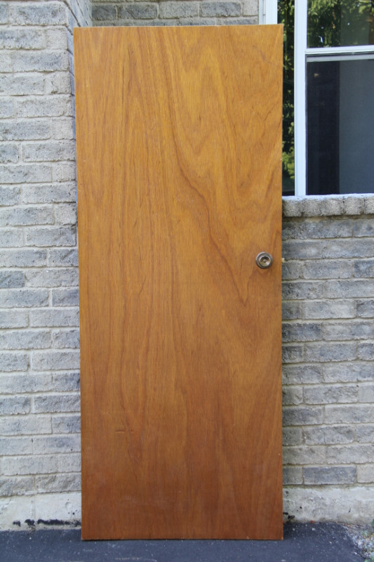 Wooden Hollow Core Door 25 1/4" x 78". in Windows, Doors & Trim in Oshawa / Durham Region